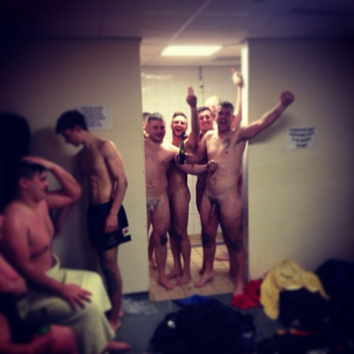naked+team+rugby+showers