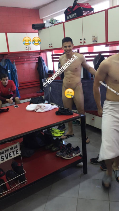 sexy-footballer-nude-on-instagram