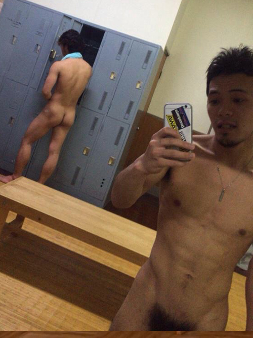 japanese-guys-naked--------------
