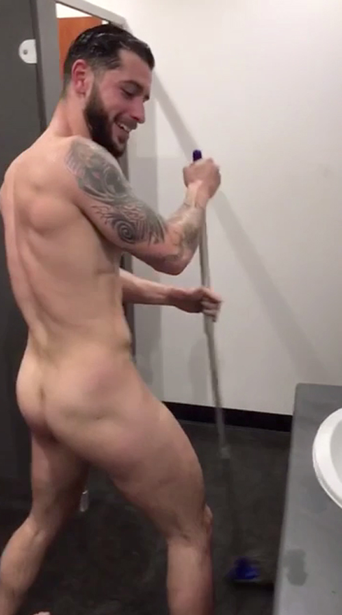 sexy-guy-filmed-naked-by-mate