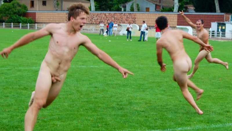 giocatori-di-rugby-nudi