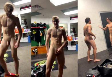 Young Ice hockey players naked in the Locker Room🥰